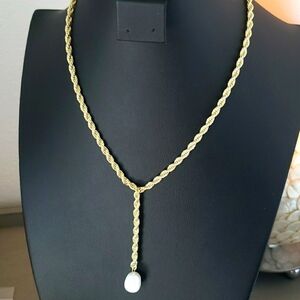 NWT Bryn Leeada Pearl Lariat Necklace Gold Tone